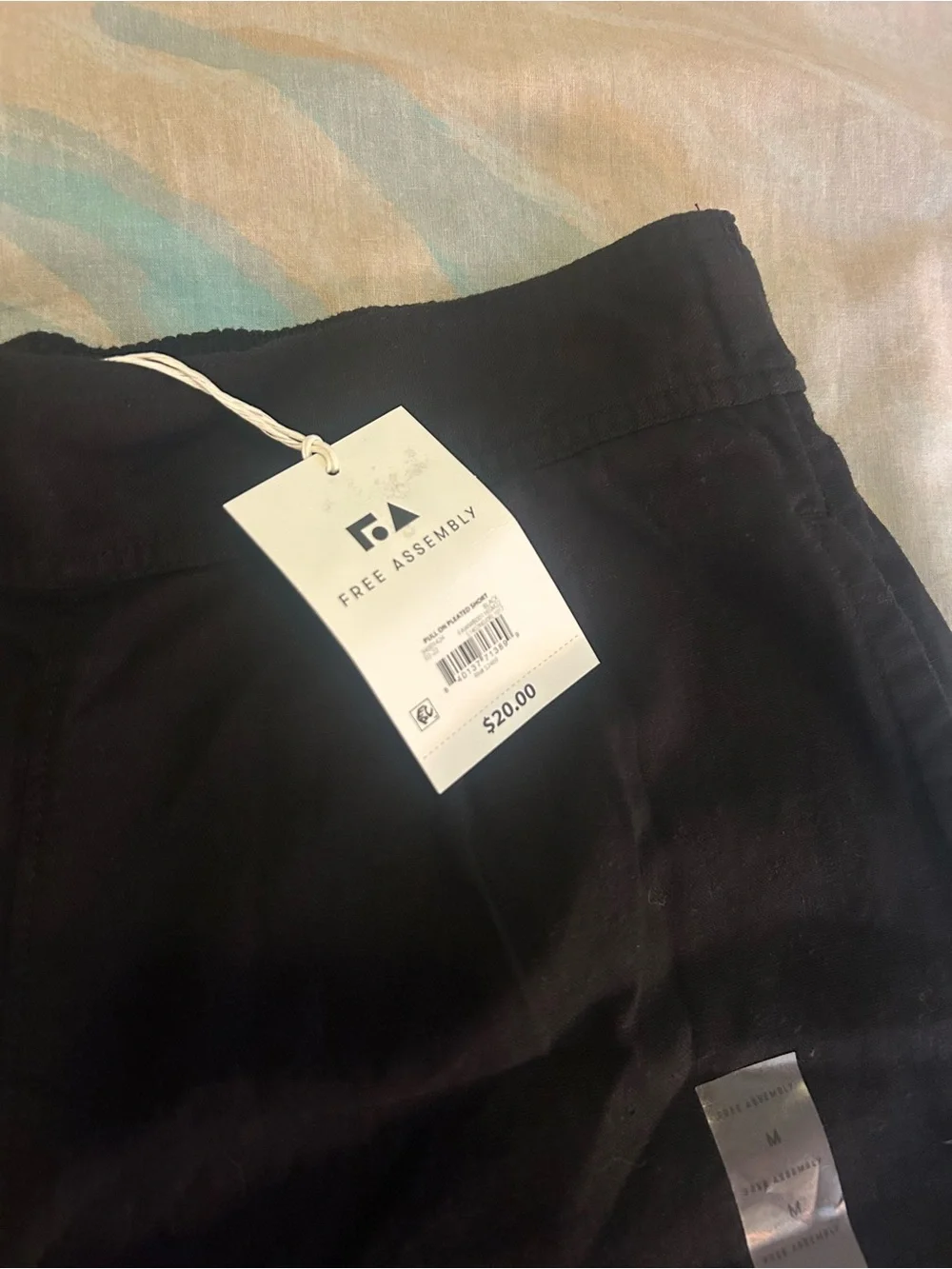 Free Assembly • Pull-On Pleated Shorts | Linen Blend NWT